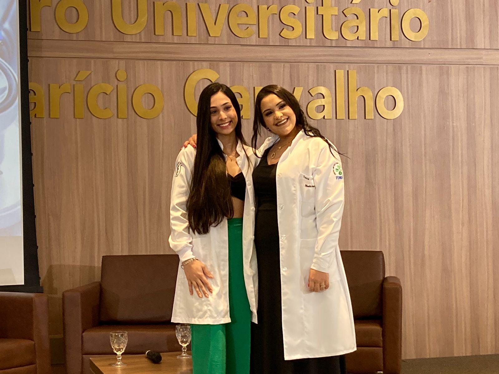 Cerimônia do Jaleco: Medicina T XIX — FIMCA - Centro Universitário Aparicio  Carvalho